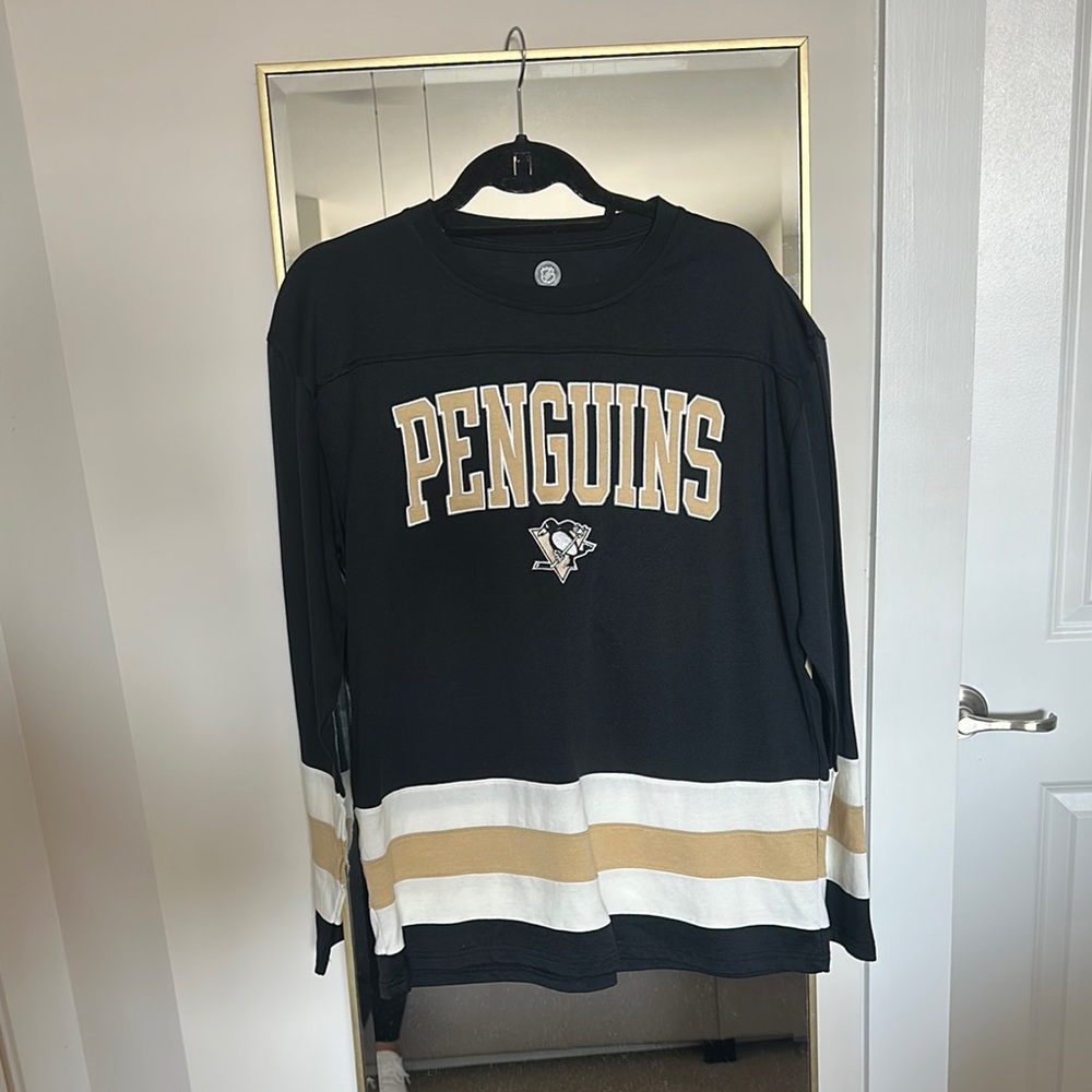 Black and Gold Penguins Long Sleeve Shirt